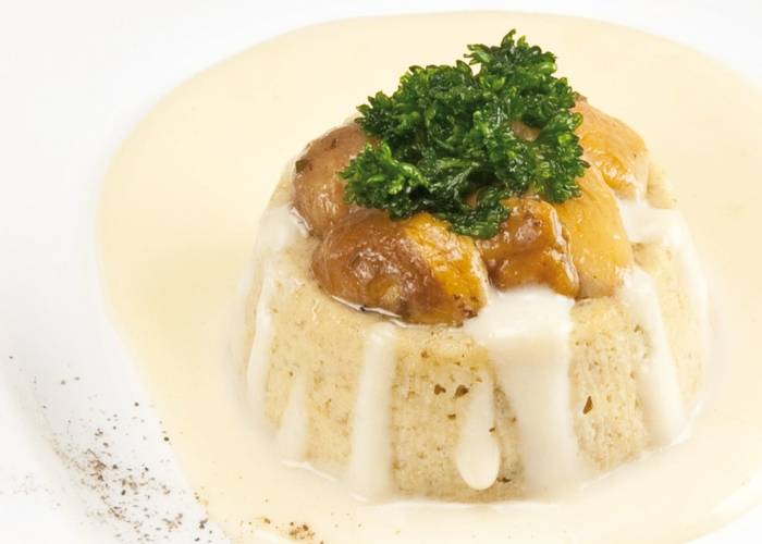 Tourte de cèpes à la crème aux 4 fromages